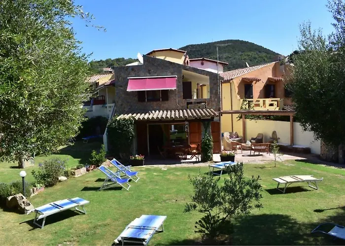 Chia Villa Giada Vicino Al Mare